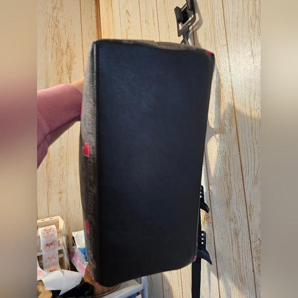 Juicy Couture Black and Pink Hearts Tote - Picture 4 of 8